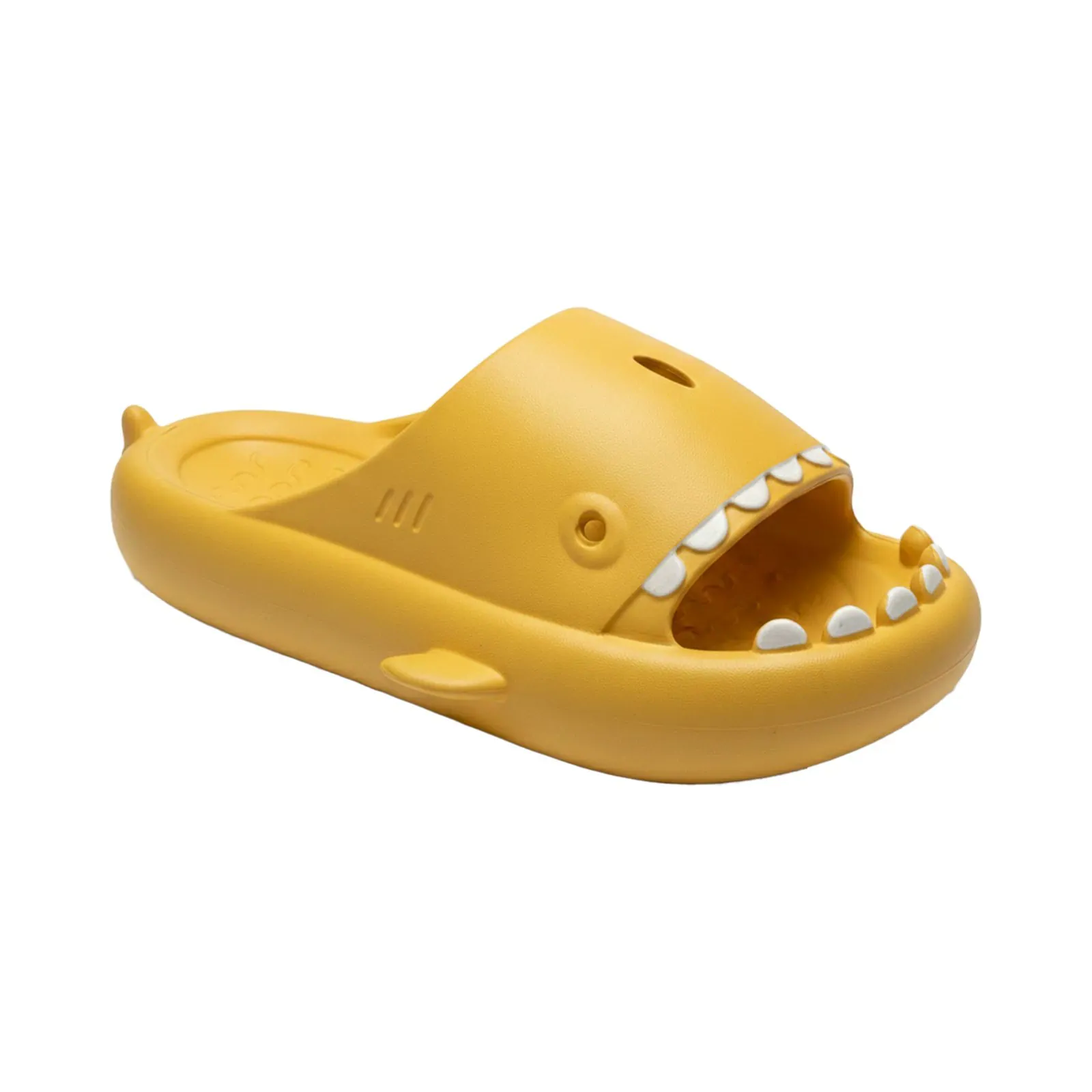 Chancla Sharklas 2.0 en goma EVA amarilla, fotografía de producto del objeto físico manufacturado.